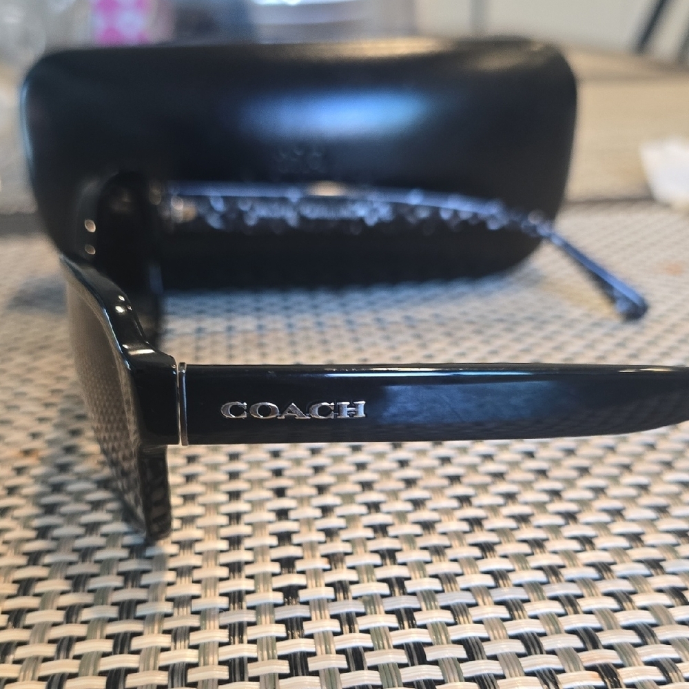 Coach Black Sunglasses with Case - Picture 3 of 5